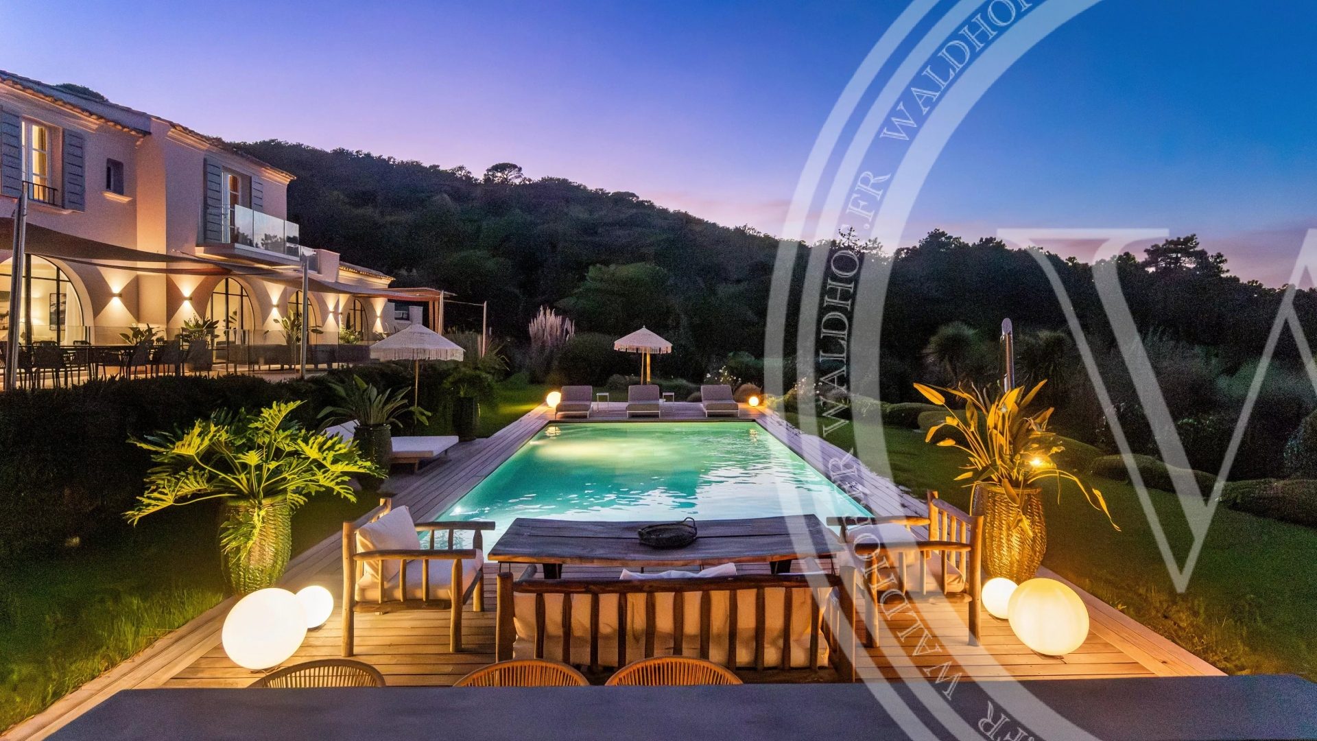 Exceptional Provencal villa with heliport and exclusive amenities — photo 4
