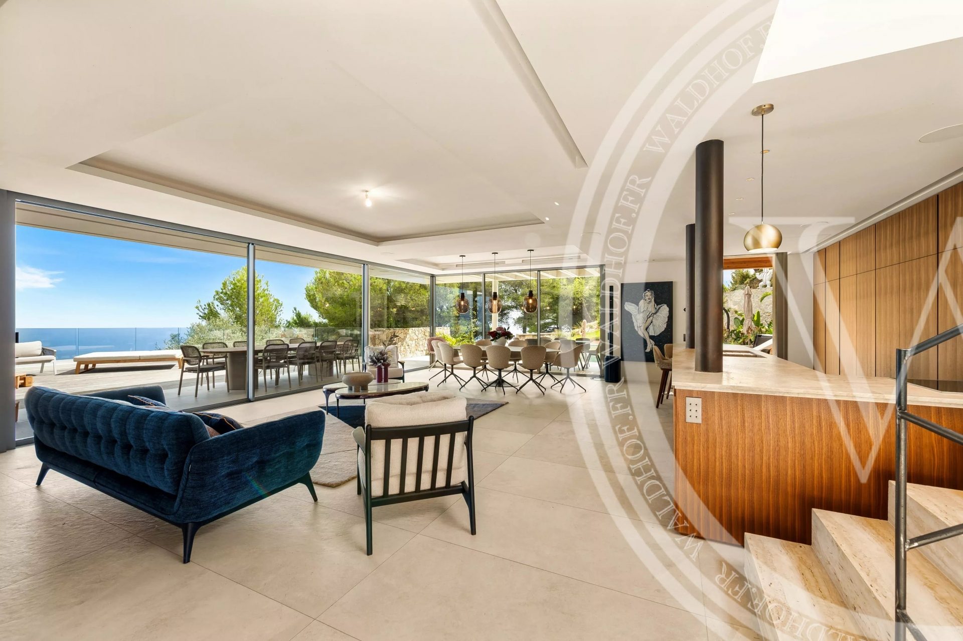 Luxury contemporary villa with sea view in Roquebrune-Cap-Martin — photo 10