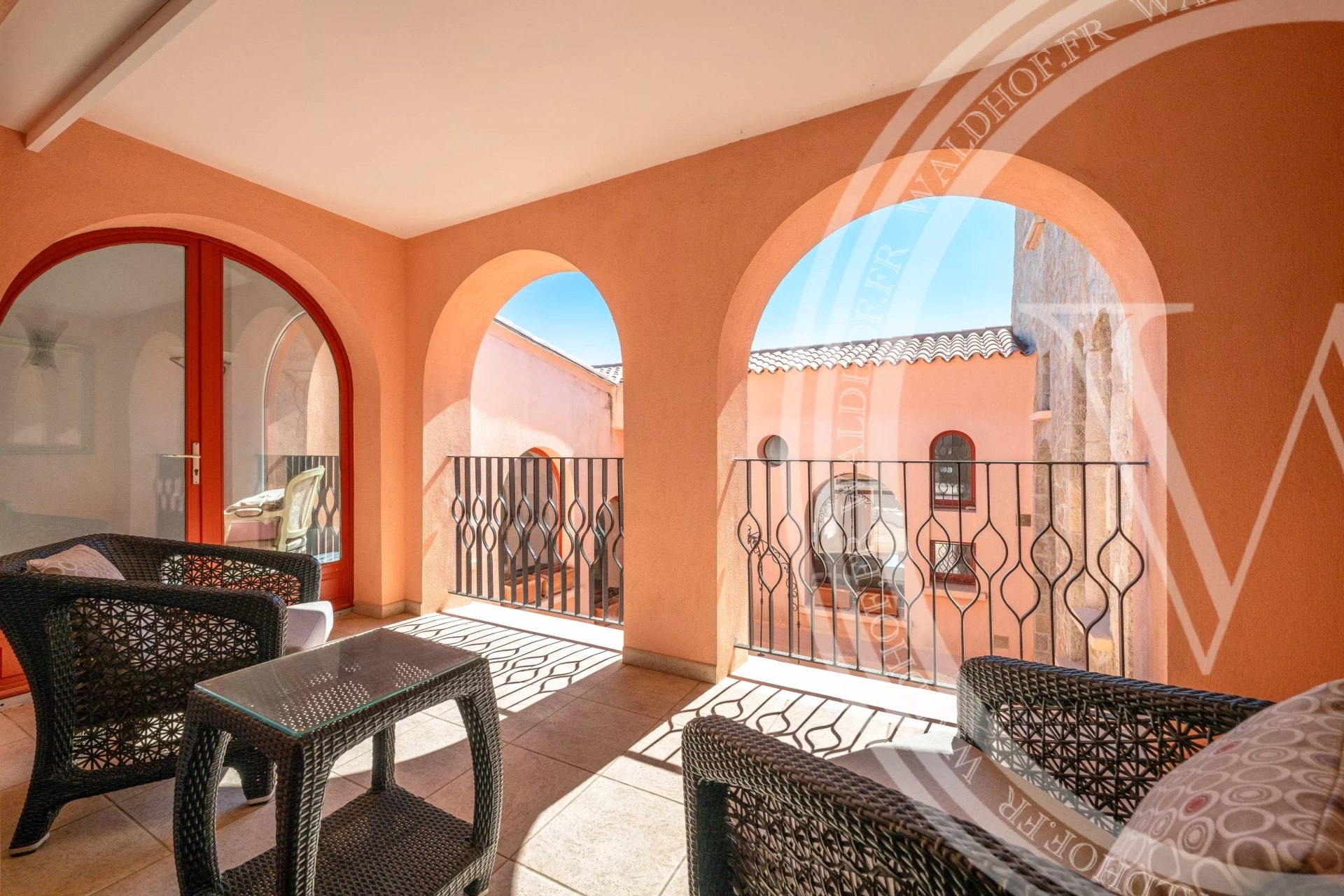 Majestic 600m² Provençal Estate with Panoramic Sea Views, Pool and 5 Suites — 20 Mins from Monaco — photo 44
