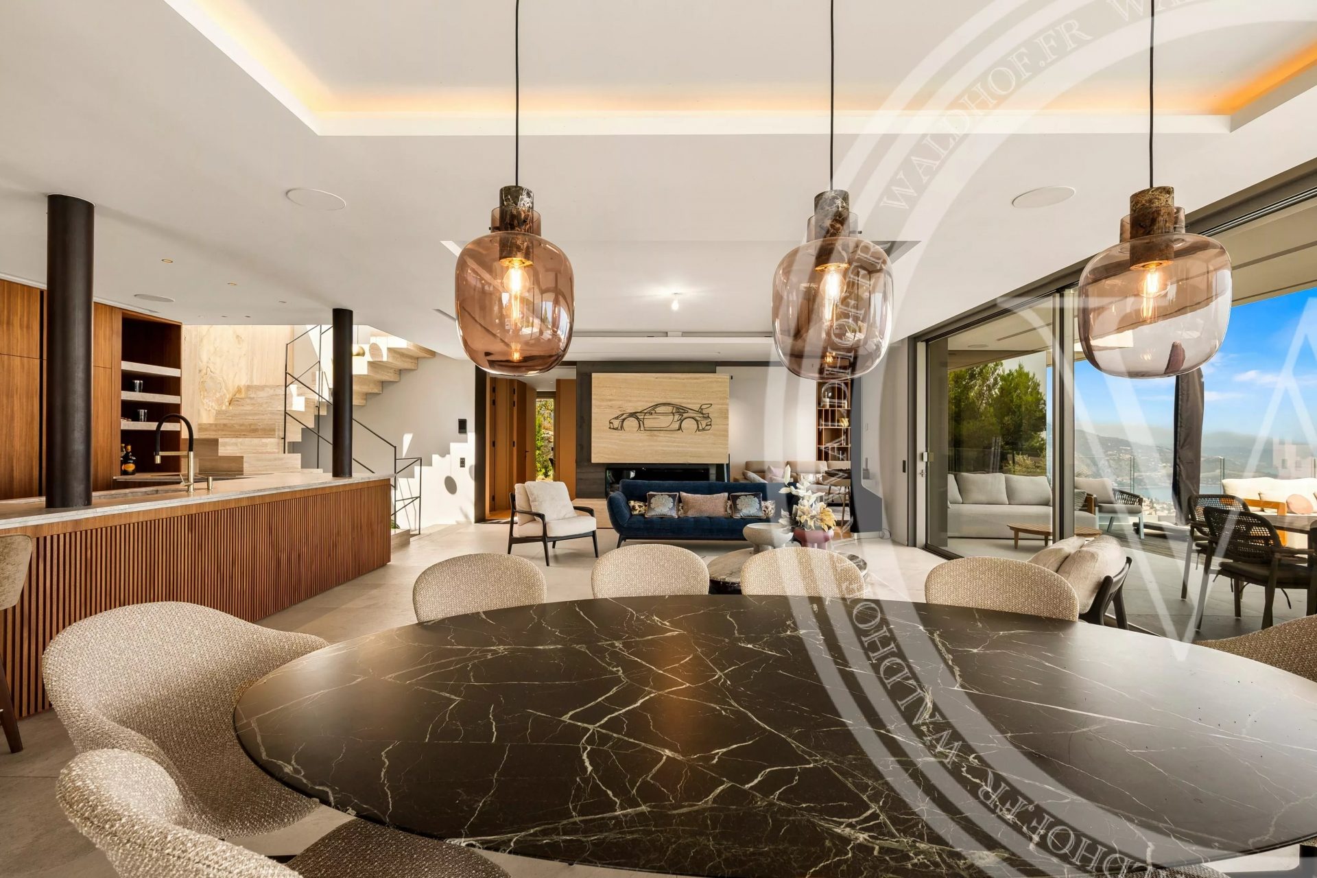 Luxury contemporary villa with sea view in Roquebrune-Cap-Martin — photo 11