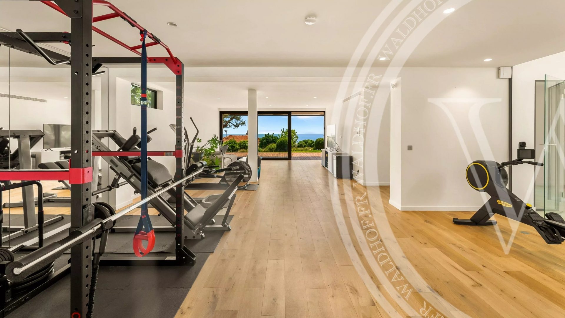 Villa for sale just 500 meters from Monaco with panoramic sea views — photo 12