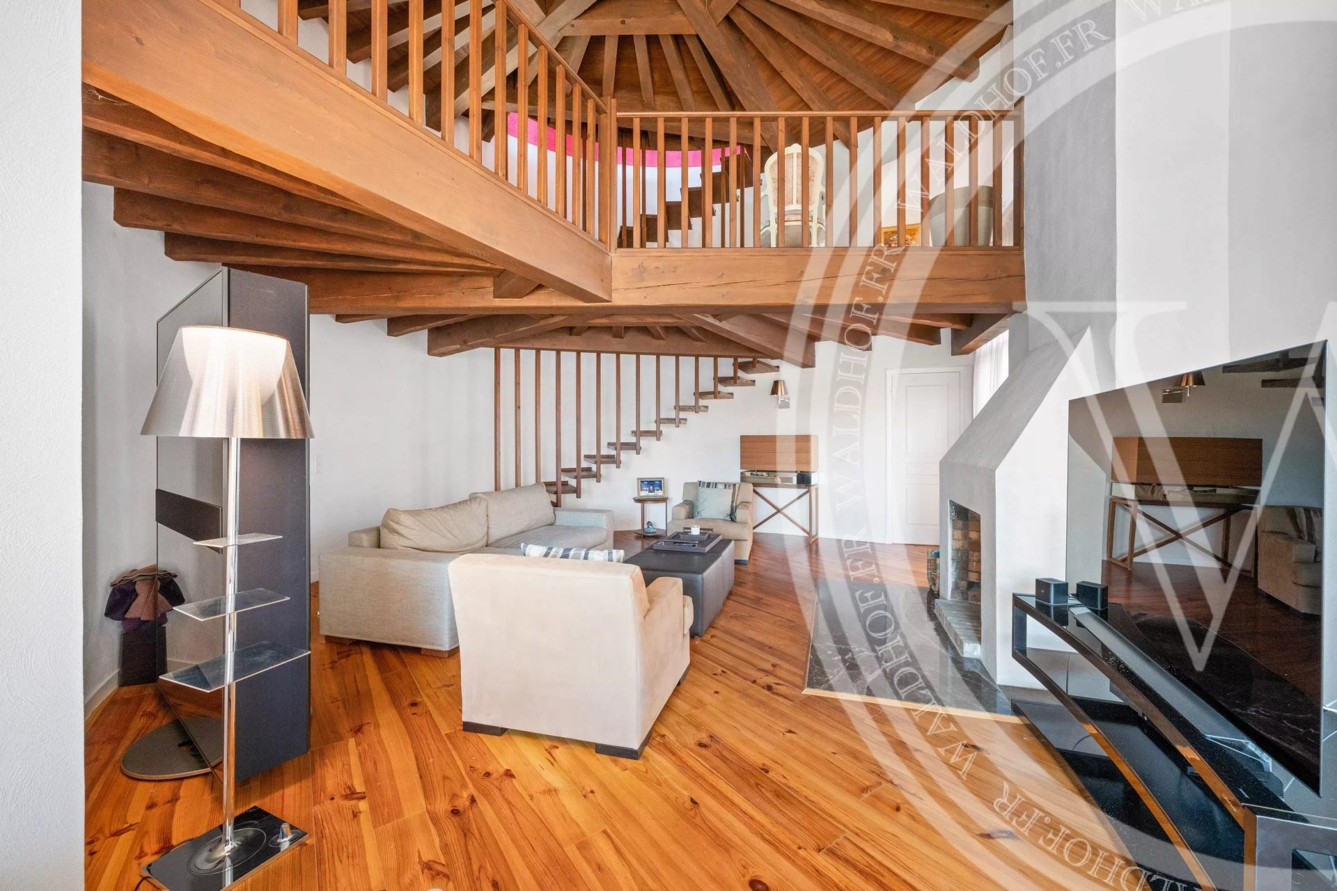 Majestic 600m² Provençal Estate with Panoramic Sea Views, Pool and 5 Suites — 20 Mins from Monaco — photo 27