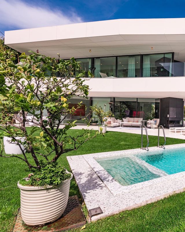Designer Villa overlooking Monaco