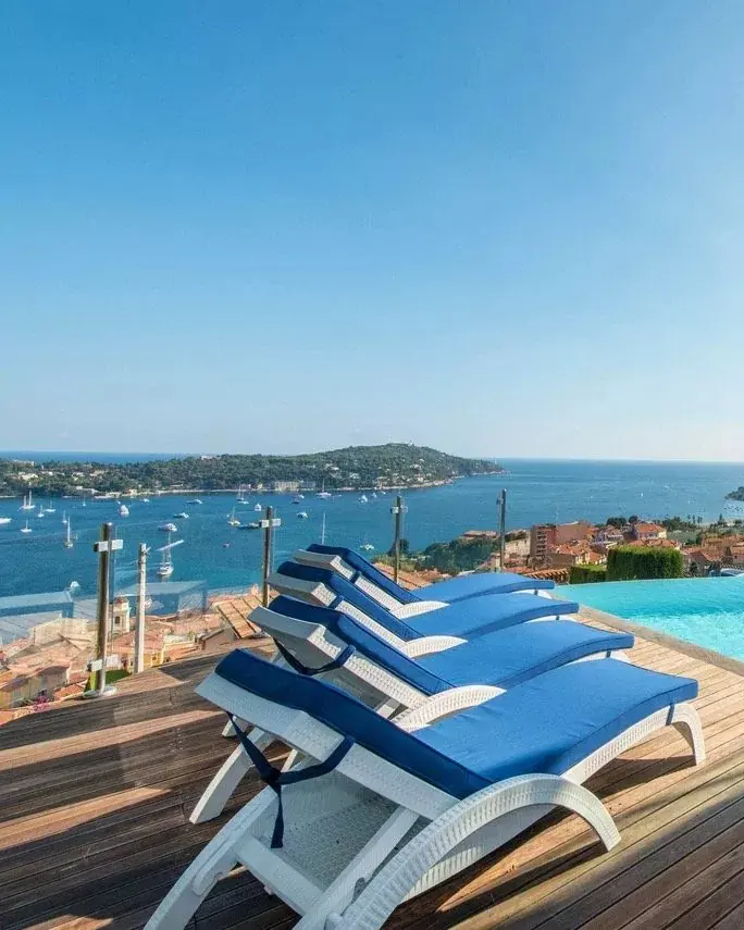 Panoramic Sea View Villa with Heated Infinity Pool, Walking Distance to Villefranche Village