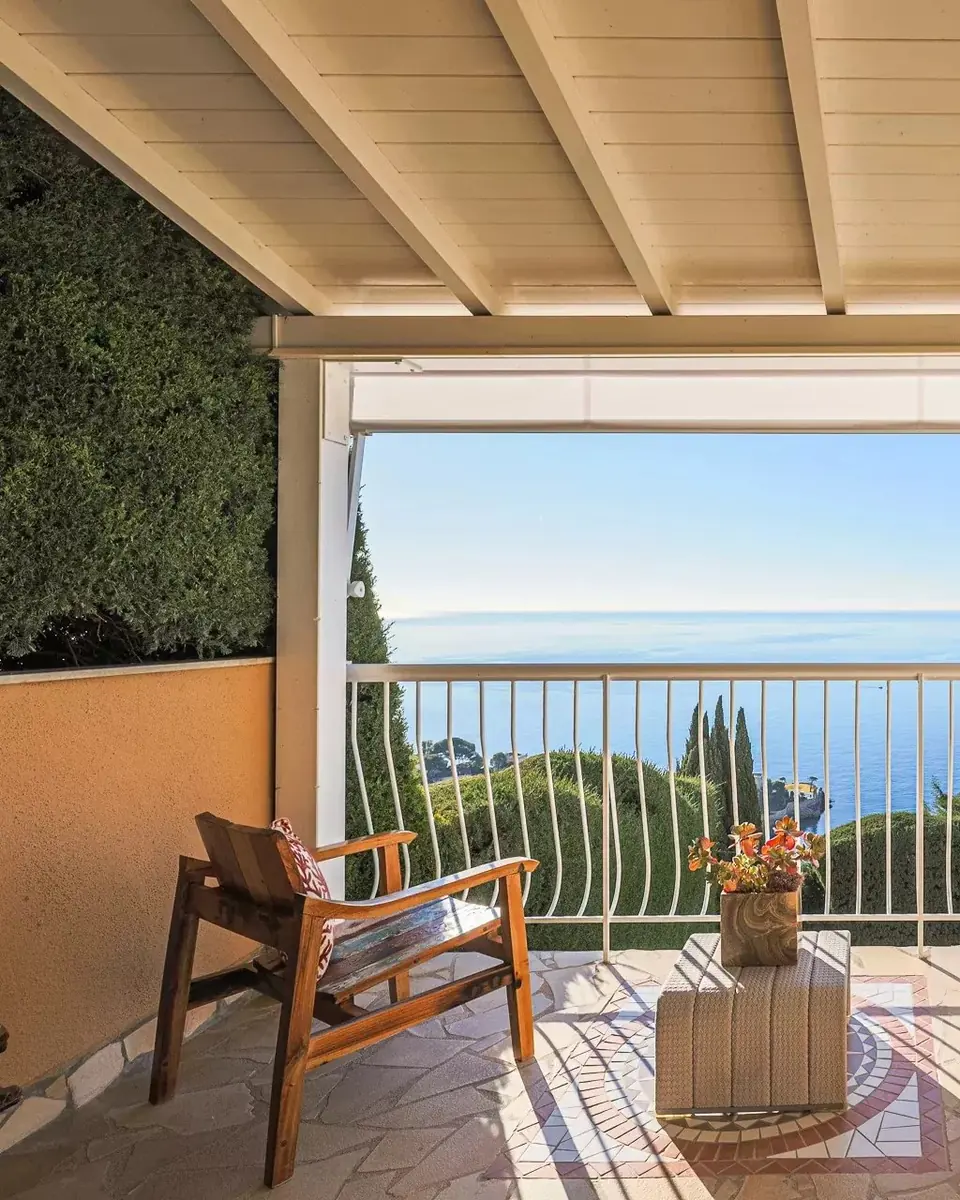 Fully Renovated Art Deco Villa in a Private Estate in Cap d’Ail, 5 Minutes from Monaco