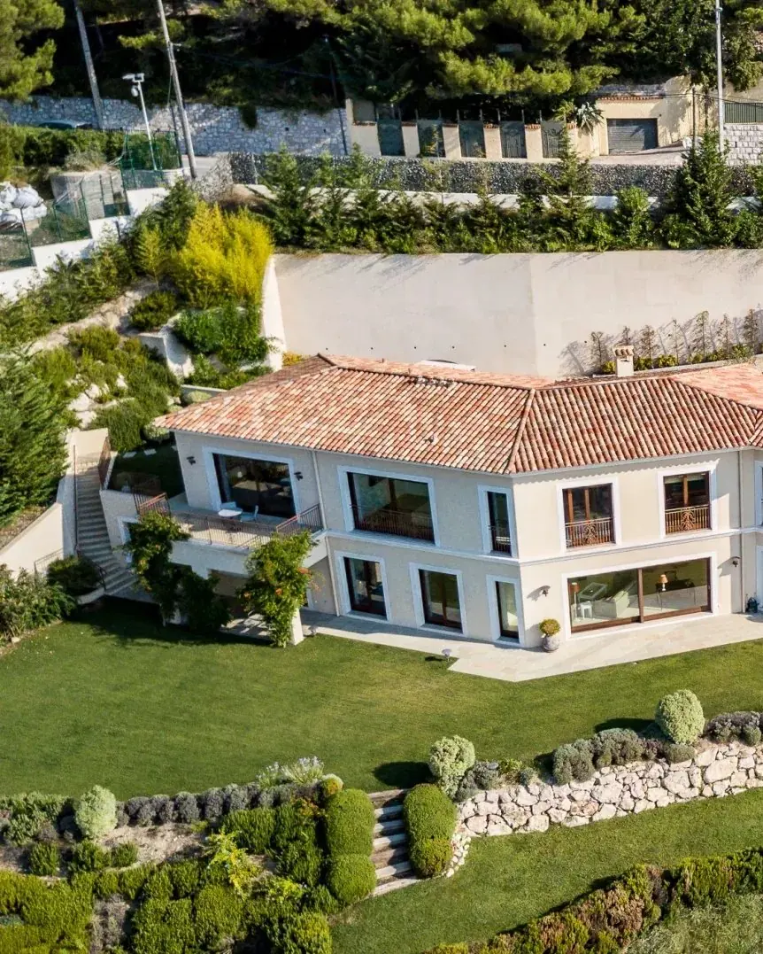 Renovated 8 bedroom villa with large garden and sea view – ÈZE