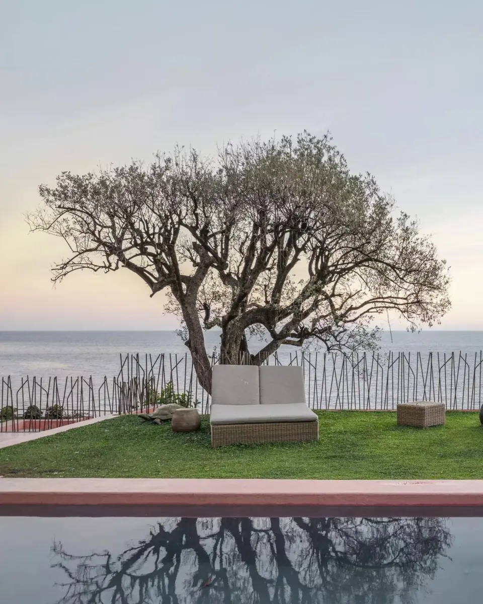 Artist’s Villa with Sea View — Singular Elegance 4 min from Monaco