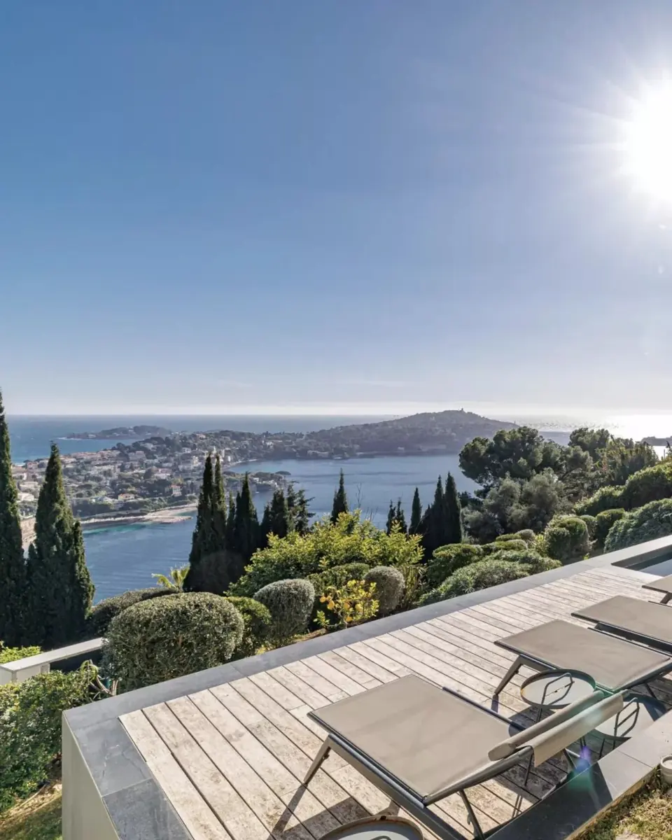 Panoramic Villa with Pool and Terraces - Majestic Sea View 17 min from Monaco
