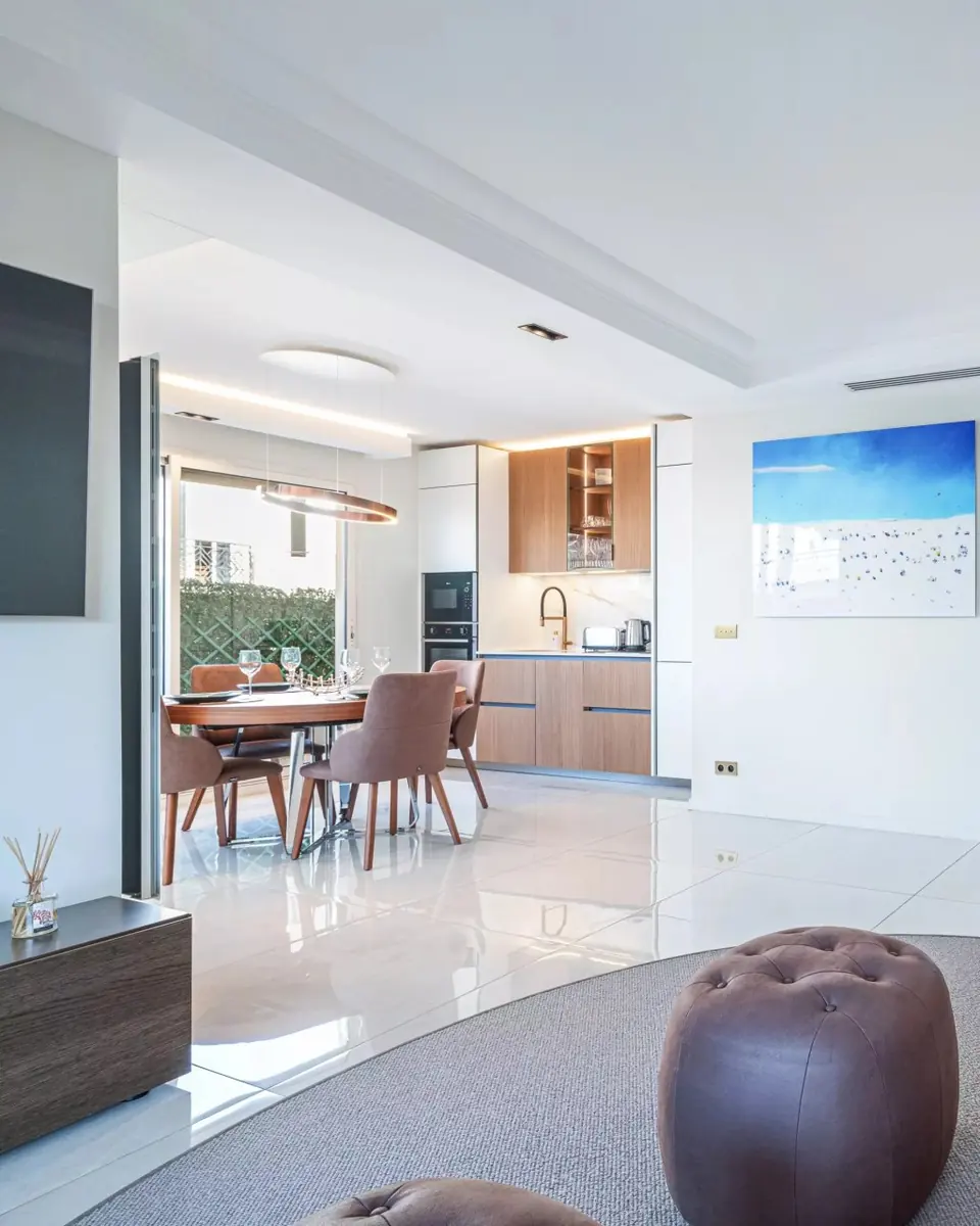 3-bedroom apartment near the Palais des Festivals