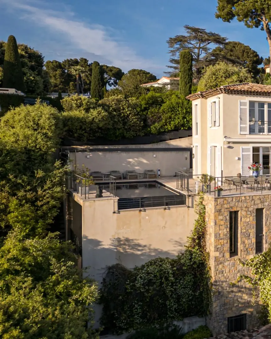 6-bedroom villa Cap D’Antibes panoramic sea view