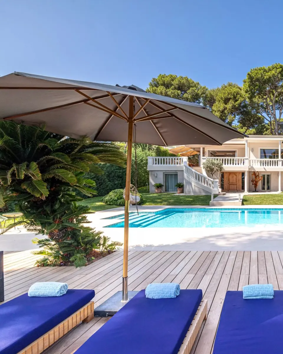 Splendid 6-Bedroom Villa with Sea View, Cap d’Antibes