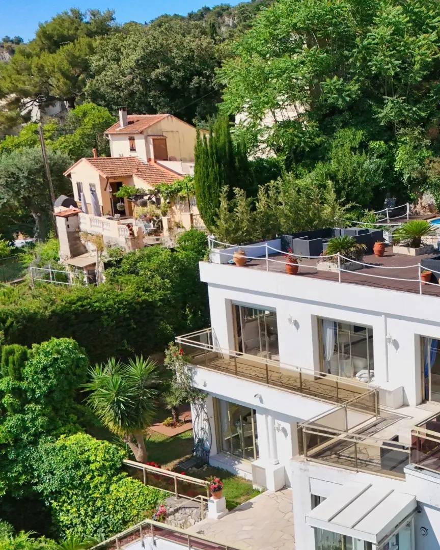 Villefranche-sur-Mer – Exceptional 8-Room Villa – Panoramic Sea View – Mediterranean Garden – Infinity Pool – Rooftop Lounge