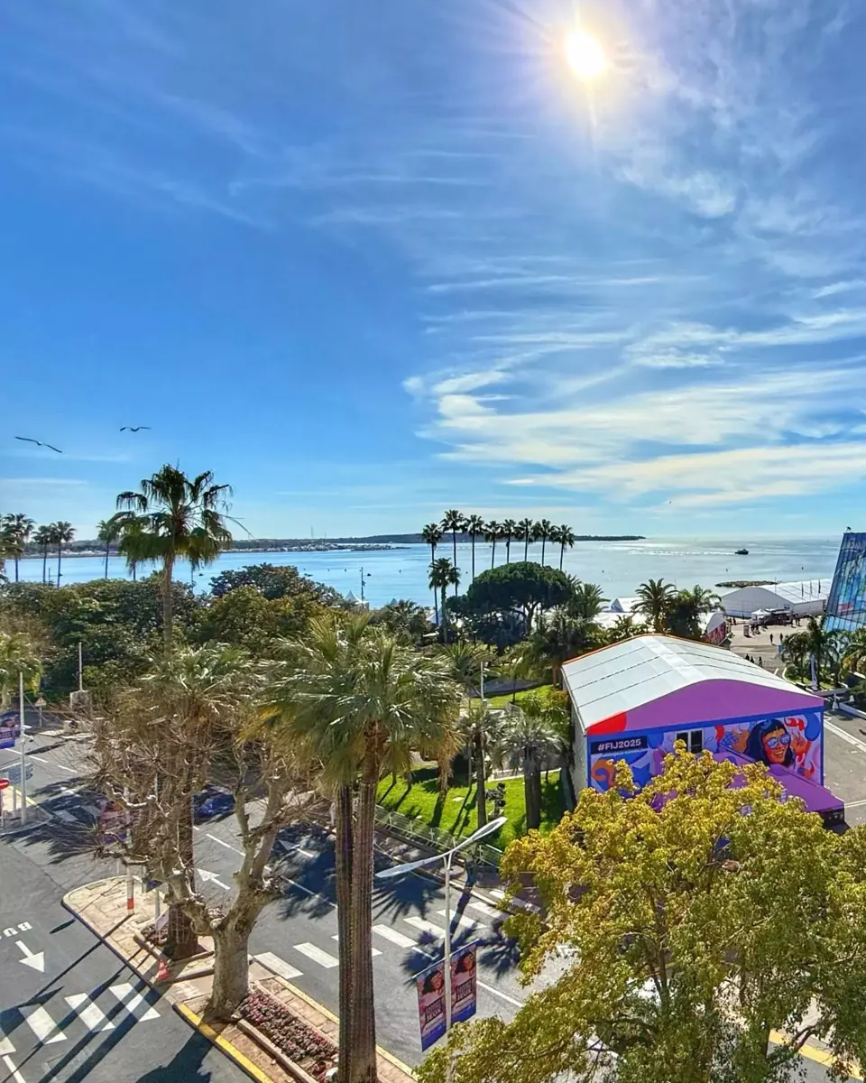 Cozy Cannes Apartment with Sea Views for Seasonal Rental