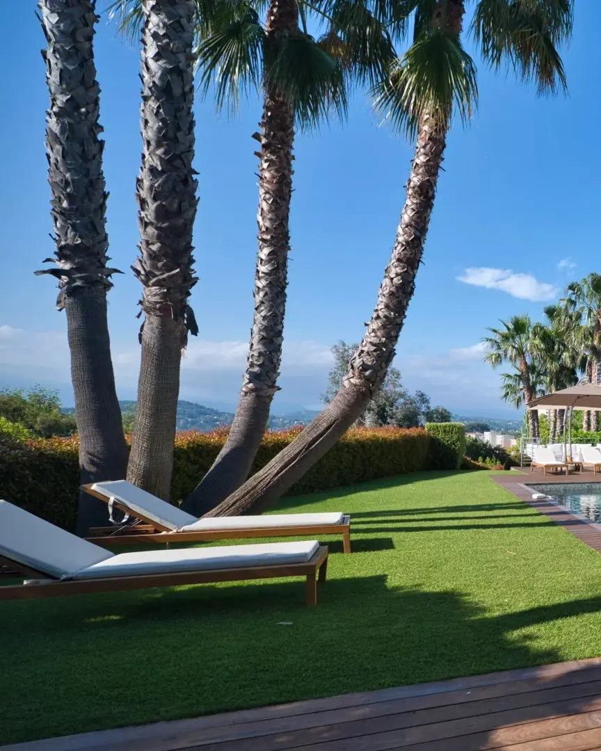 Contemporary Villa in Cannes — 6 Bedrooms