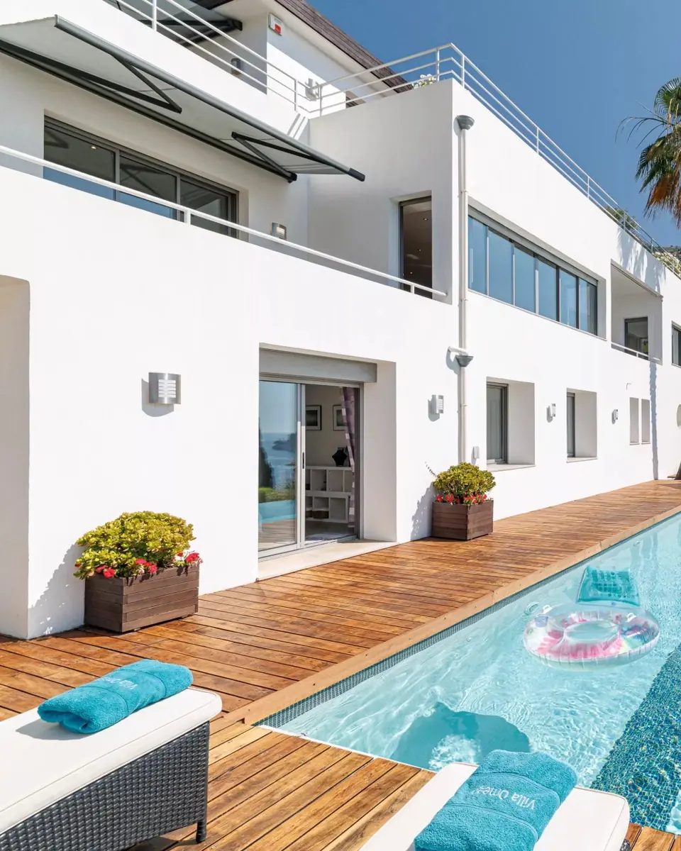Exceptional Contemporary Villa with Panoramic Sea Views — Èze-Bord-de-Mer