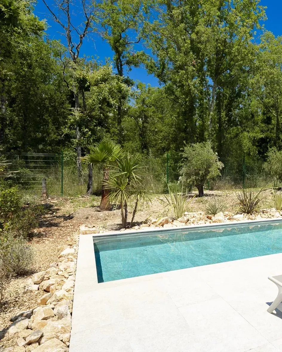 Exceptional furnished villa in the prestigious Domaine de Terre Blanche