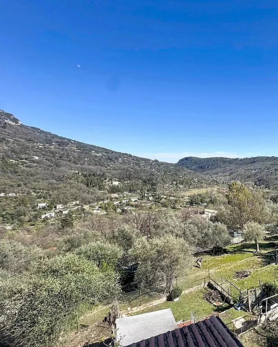 Charming Bastide with Panoramic Views in Le Bar-sur-Loup