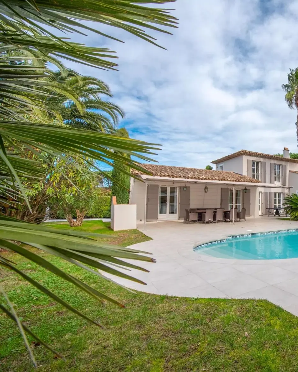 Villa in Saint-Tropez — Seasonal Rental