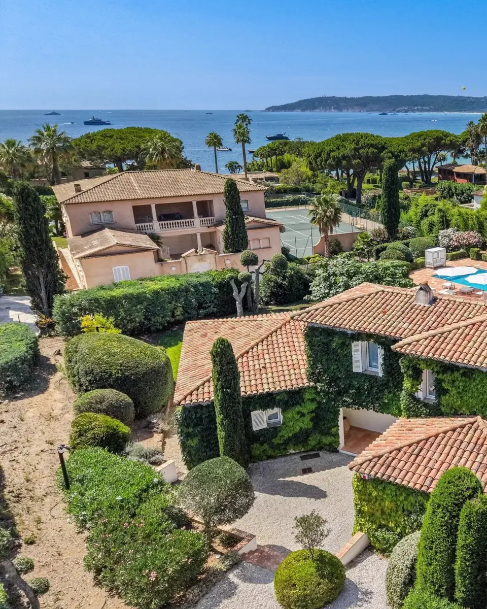 Luxurious 5-Bedroom Villa with Pool in Ramatuelle